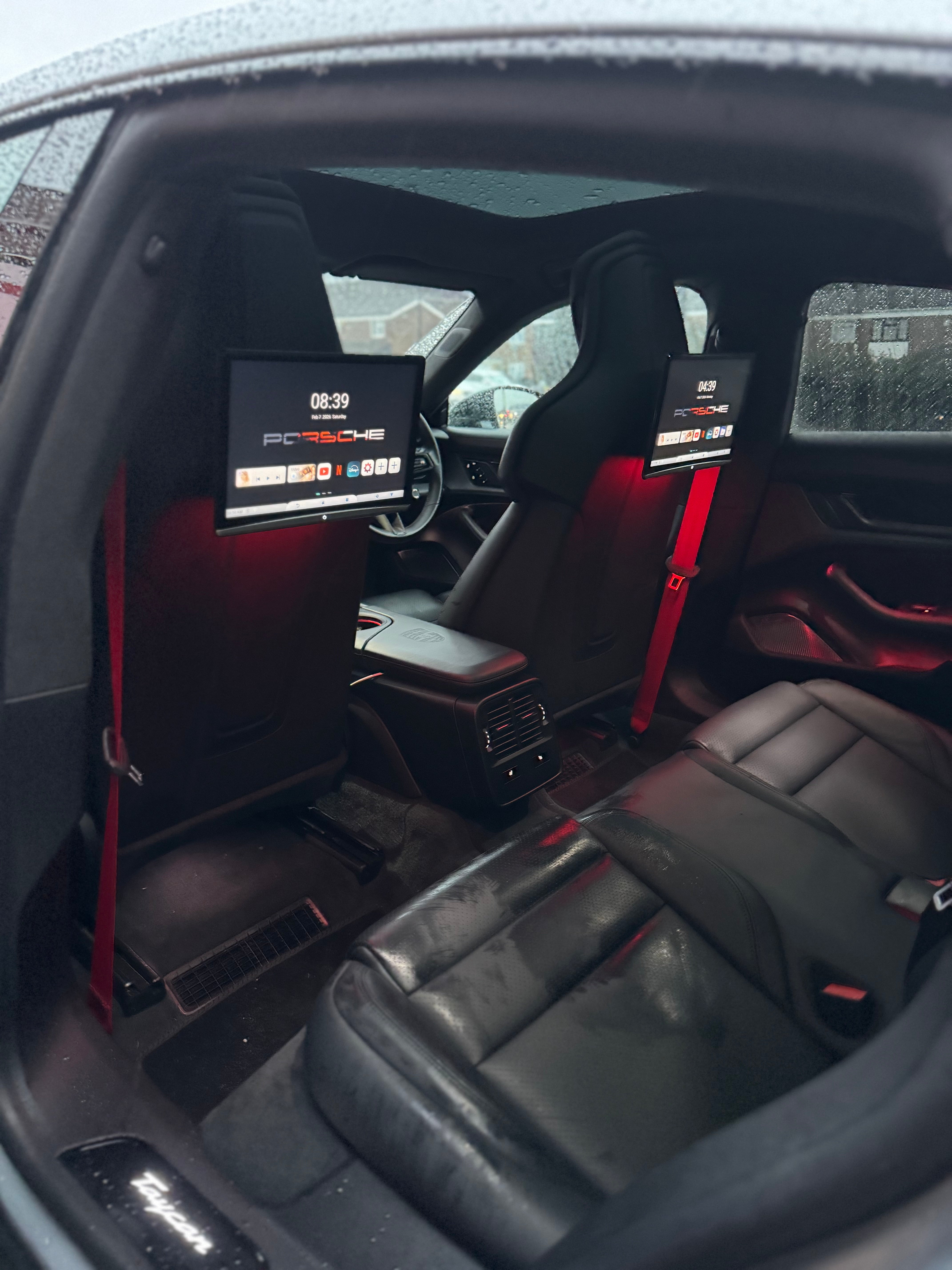 VMC Car Rear Seat Entertainment Screens (RES)