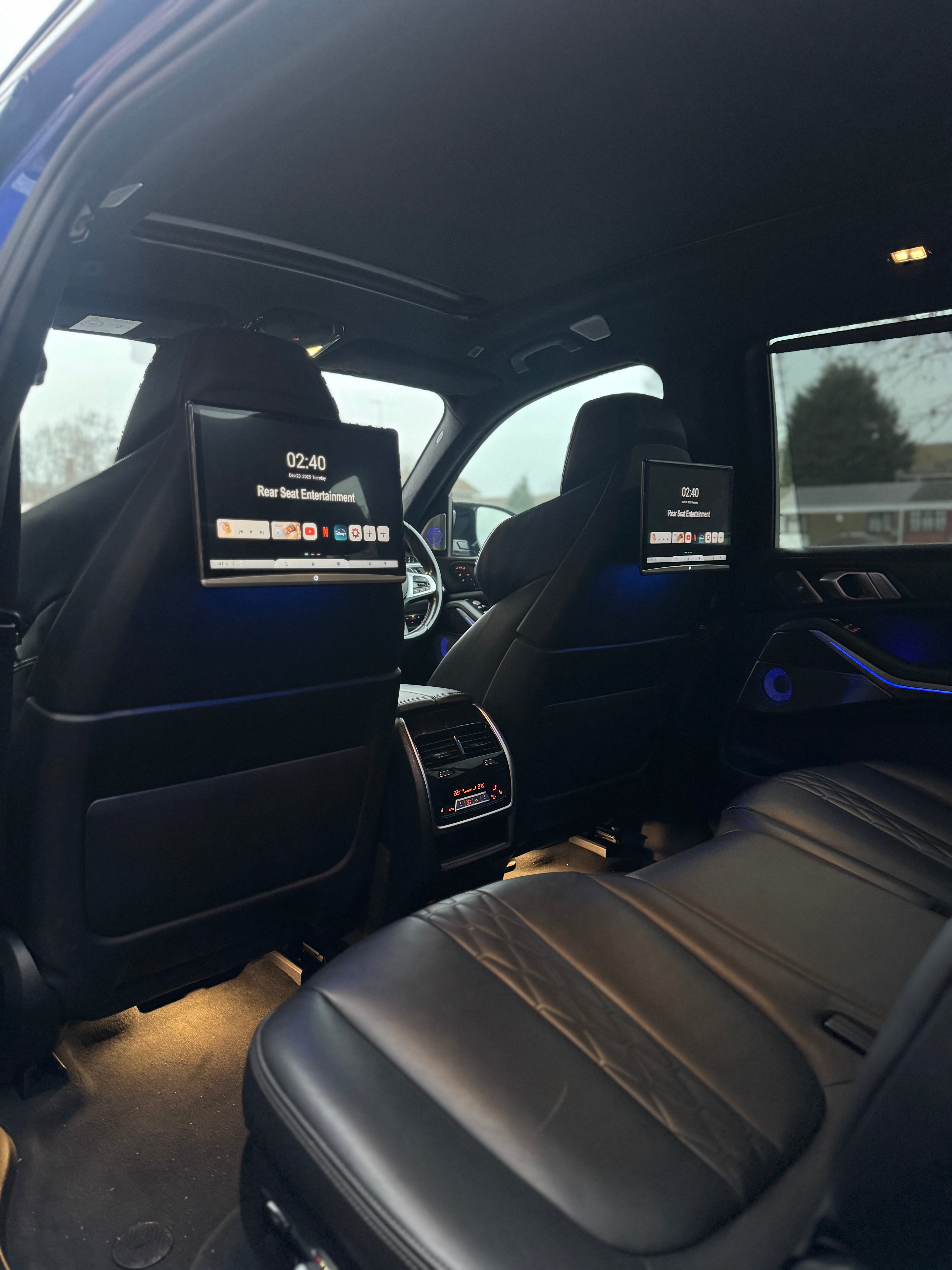 VMC Car Rear Seat Entertainment Screens (RES)