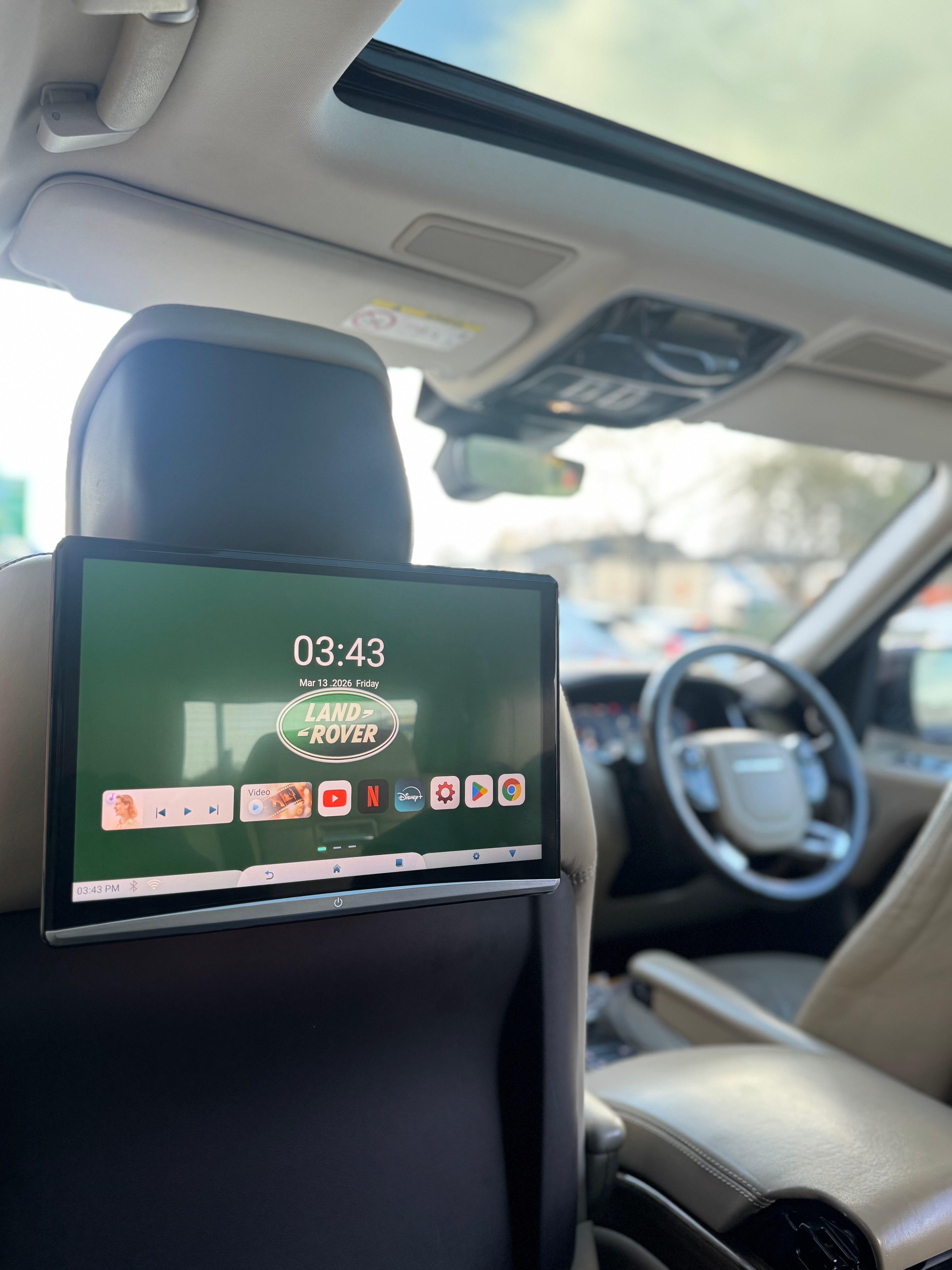 VMC Car Rear Seat Entertainment Screens (RES)